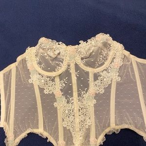 Victoria’s Secret Gold Label Lace Bridal Corset